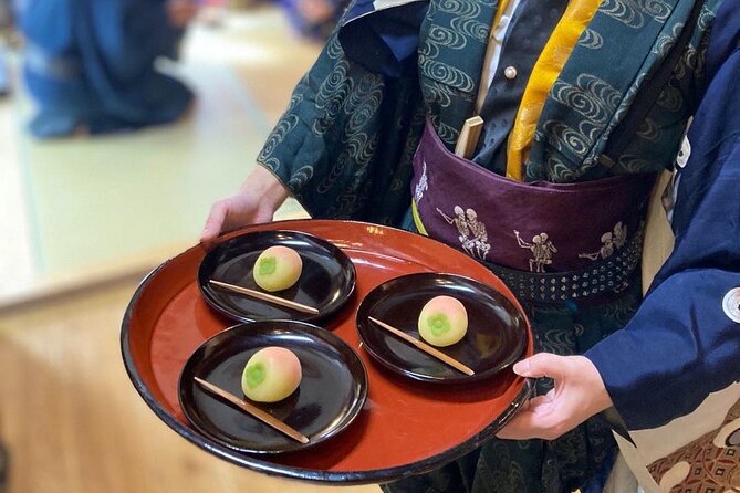 A Unique Antique Kimono and Tea Ceremony Experience in English - Maximum Number of Travelers