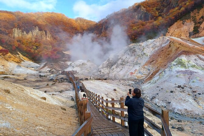 Lake Toya and Noboribatsu Hell Valley Private Day Trip - Exploring Lake Shikotsu and Mount Usu