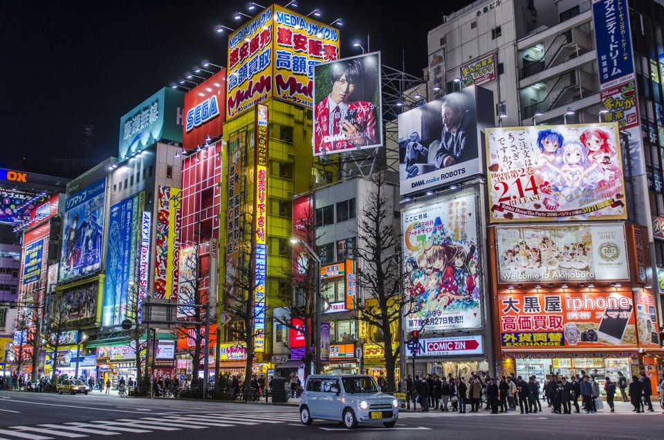 Tokyo Private Photo Tour With a Professional Photographer - Explore the Back Streets of Shibuya