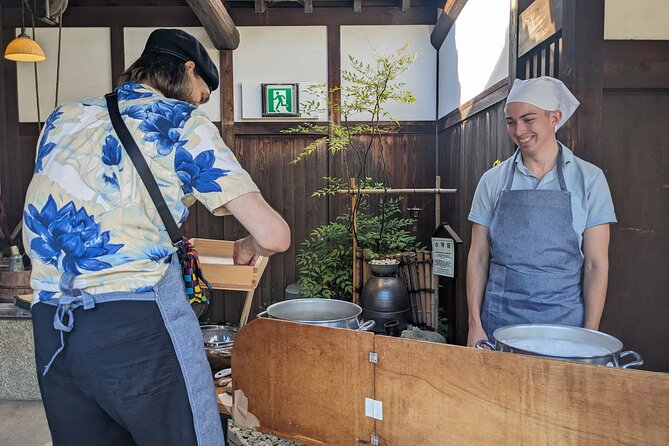 Buckwheat Noodles Cooking at Old Folk House in Izumisano, Osaka - Quick Takeaways