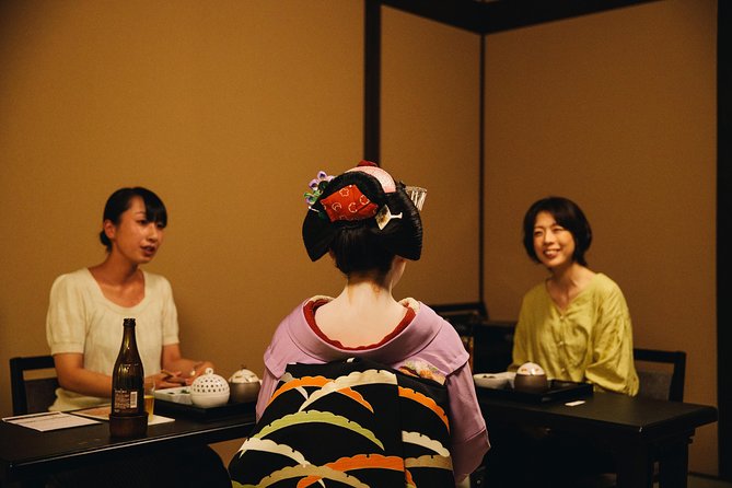 Traditional Kaiseki Dinner With Geisha Entertainment, Kyoto