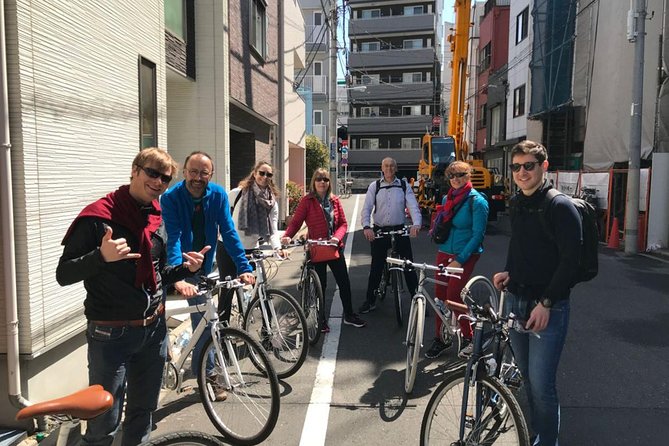 3-Hour Tokyo Good Old Bike Tour – Cycling to the Old Towns, Asakusa & Ueno