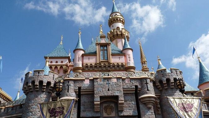 Disneyland or Disneysea 1-Day Admission Ticket From Tokyo - Quick Takeaways