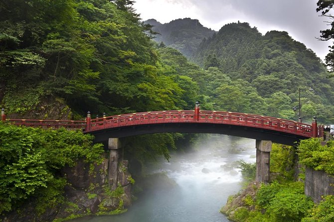 From Tokyo: Nikko Toshogu Shrine, Kegon Waterfall and Lake Chuzenji