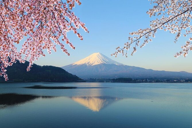 Mt Fuji Japanese Crafts Village and Lakeside Bike Tour - Quick Takeaways