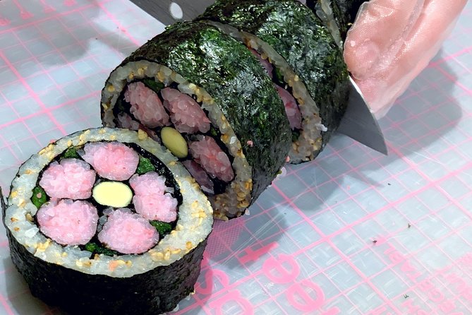 Private Adorable Sushi Roll Art Class in Kyoto - Quick Takeaways