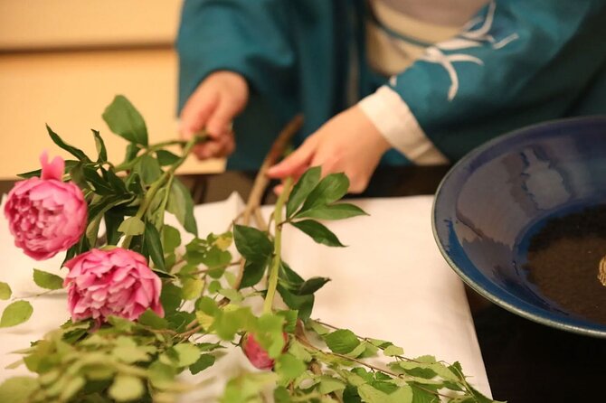Private Japanese Traditional Flower Arrangement in Tokyo - Quick Takeaways