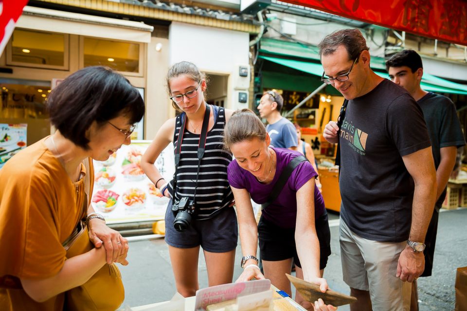 Tokyo: Tsukiji and Asakusa Food Tour - Experience