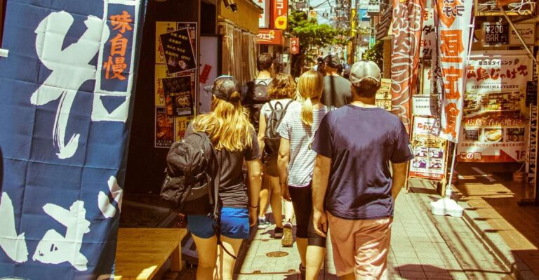 Tokyo: West-Side Walking & Street Food Tour