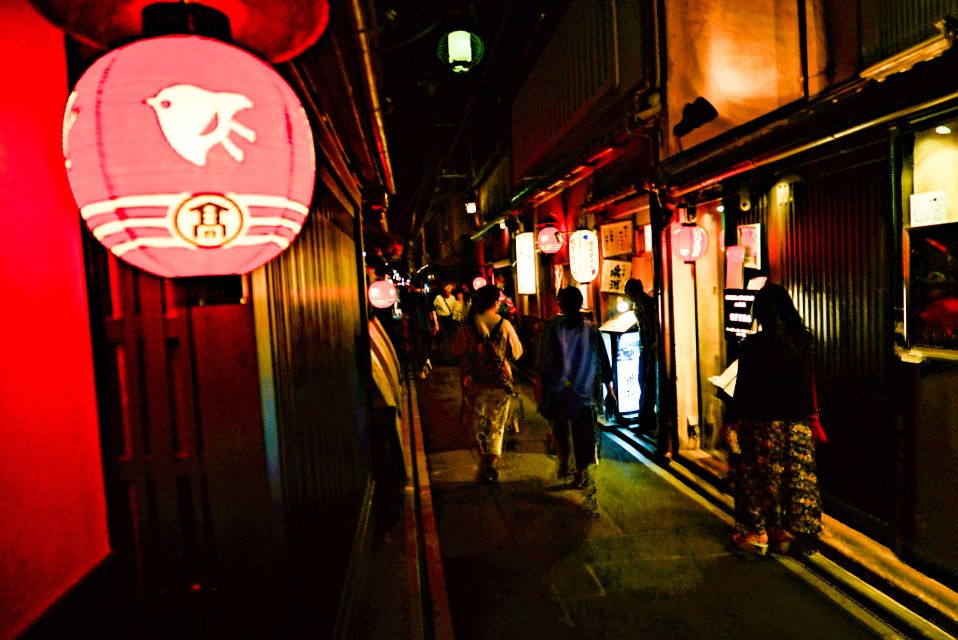 Kyoto : 3-Hour Bar Hopping Tour in Pontocho Alley at Night - Inclusions