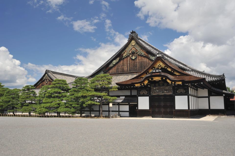 Kyoto: Nijo-jo Castle & Ninomaru Palace Guided Tour - The Sum Up