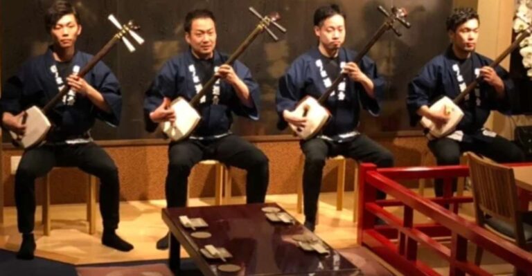 Live Traditional Music Performance Over Dinner