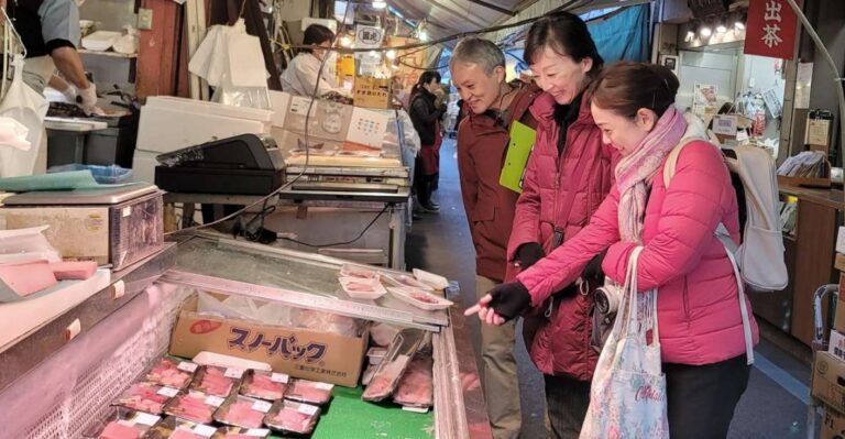 Tokyo: Tsukiji Market Guided Tour & Sushi-Making Experience