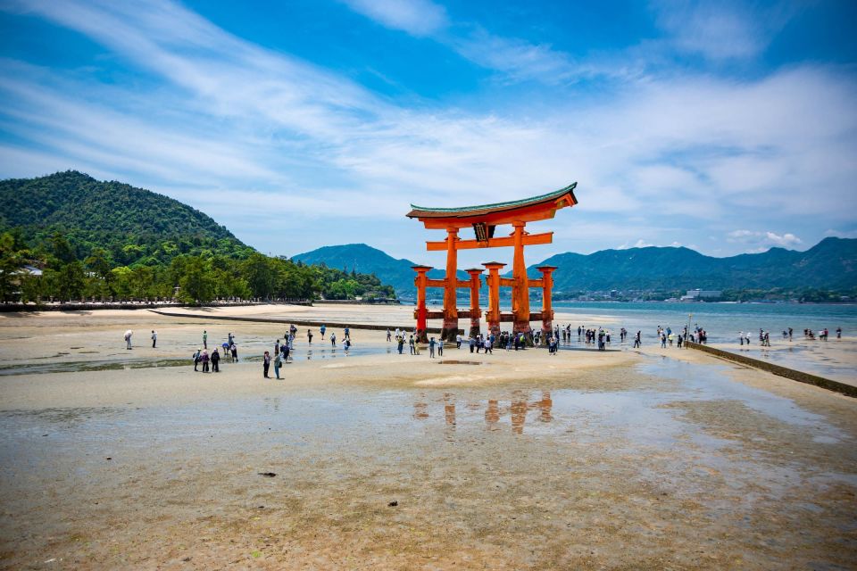 The Peace Memorial to Miyajima : Icons of Peace and Beauty - Sampling Local Delicacies and Discovering Hidden Treasures