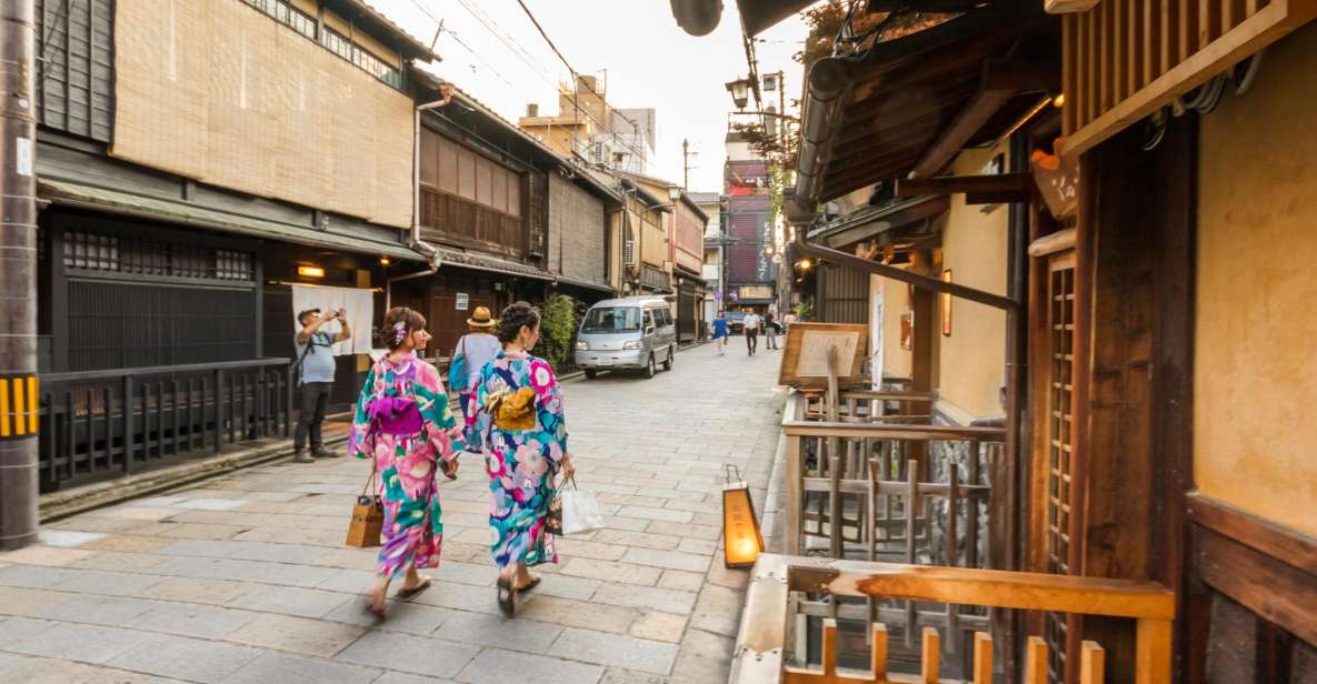 Night Walk in Gion: Kyoto's Geisha District - Experience Highlights