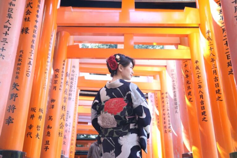 Traditional Kimono Rental Experience in Kyoto